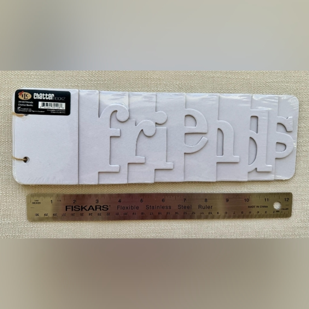 Brand New TLC Chatter Bookz 39103 FRIENDS Chipboard Scrapbook Mini Album